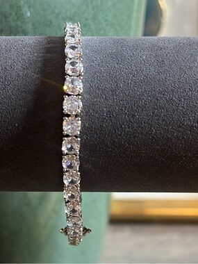 Cubic Zirconia Silver Tennis Bracelet with Clear Stones